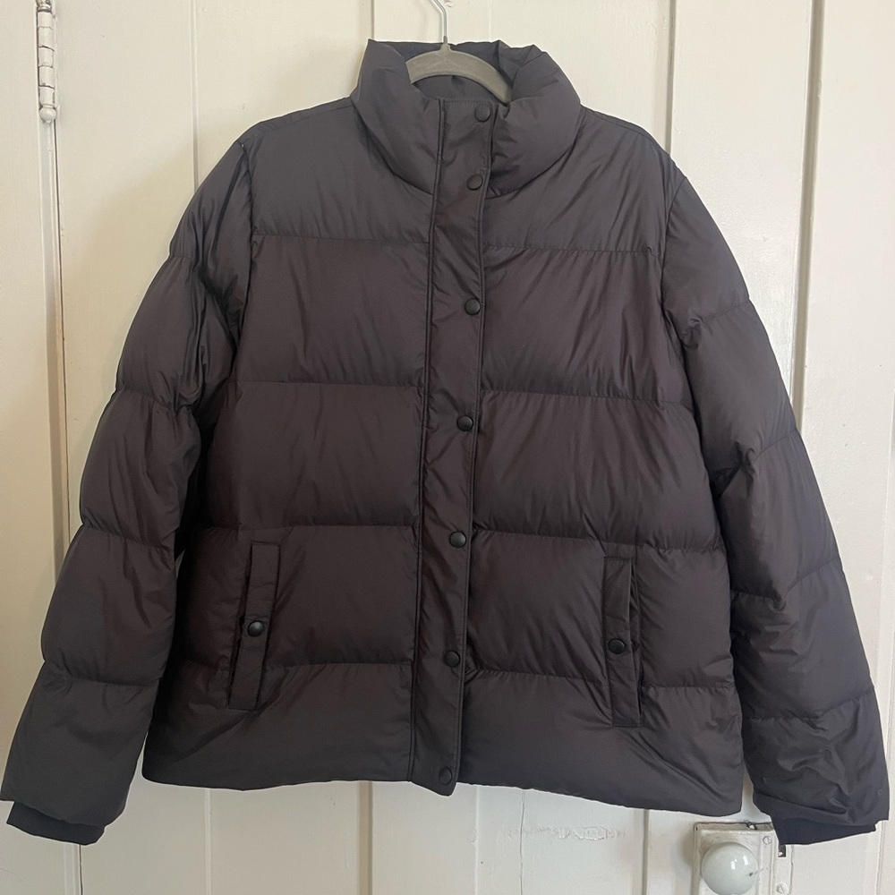 Patagonia Women's Silent Down Jacket, Black